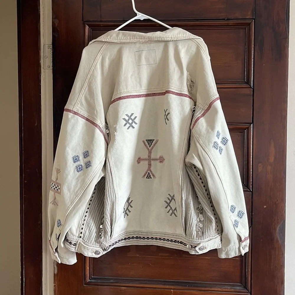 Jacket - Picture 2 of 3